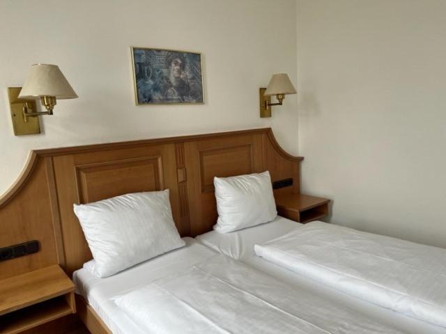 Hotel Roemischer Kaiser Trèves Extérieur photo
