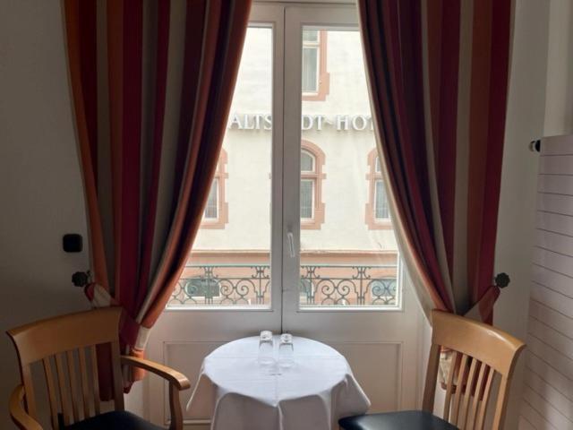 Hotel Roemischer Kaiser Trèves Extérieur photo