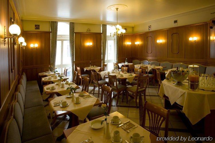 Hotel Roemischer Kaiser Trèves Restaurant photo